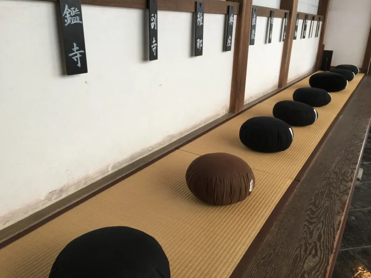 Zen sitting